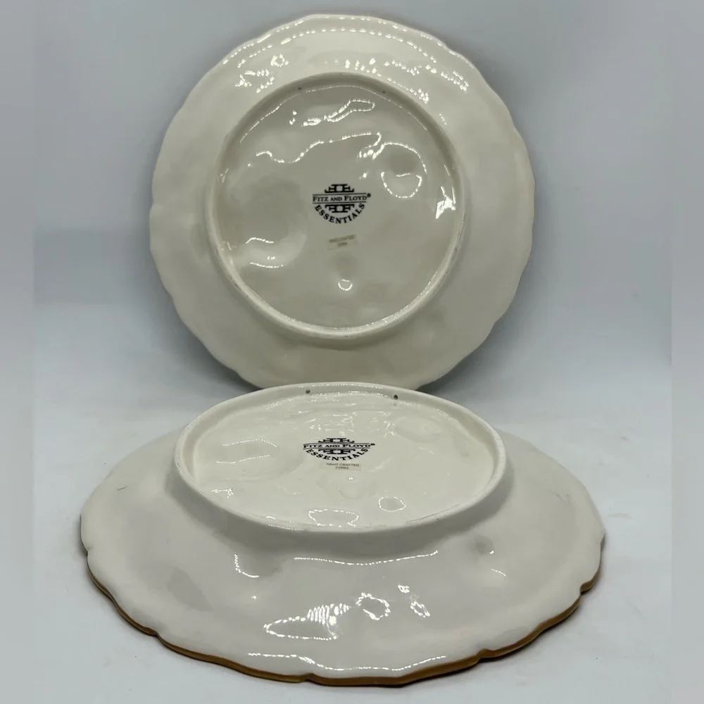 2 FITZ and FLOYD Essentials Round Fruit 3D Floral Plate